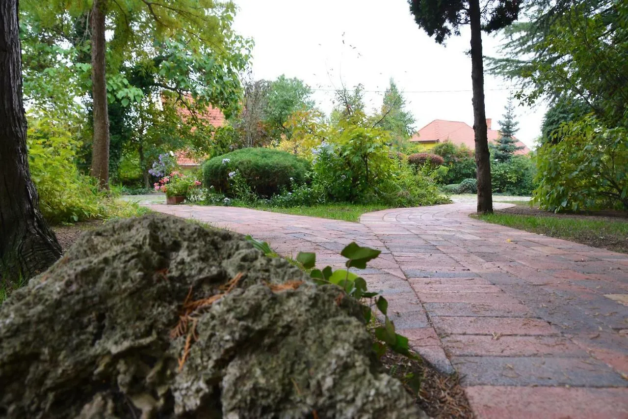 Garten Vendeghaz إغير بيت ضيافة